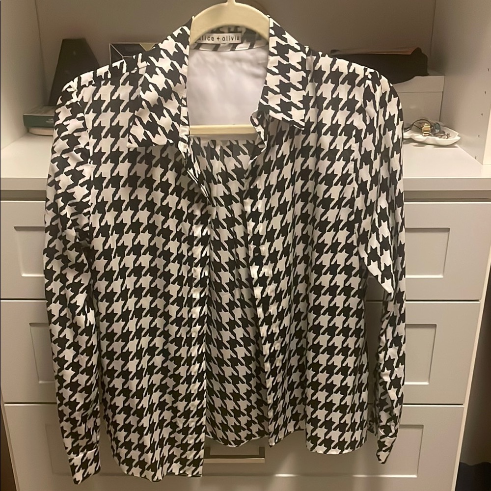 Alice + Olivia Black and White Houndstooth Shirt